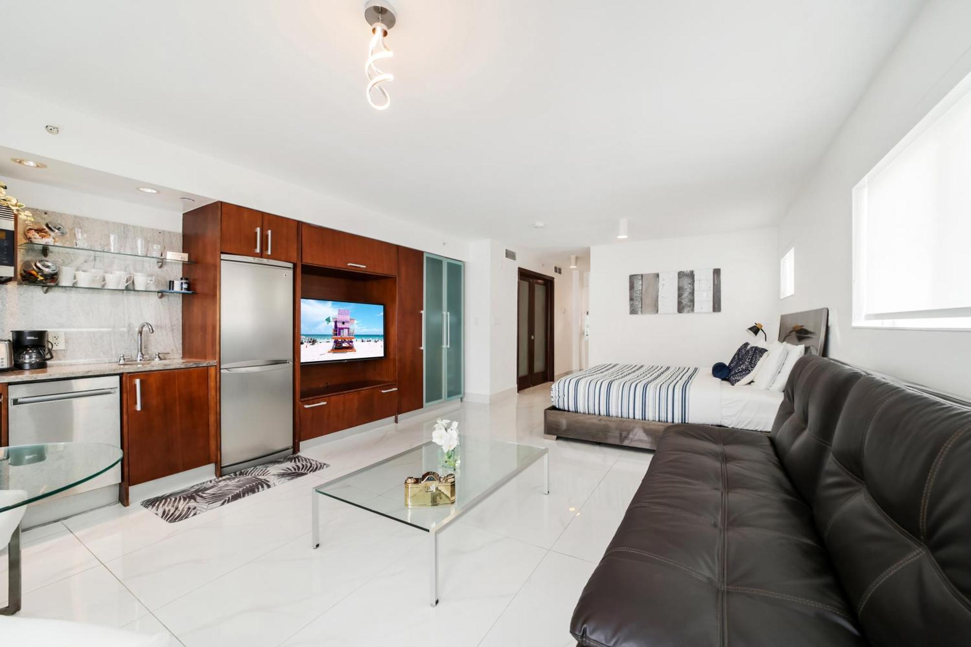 Strand Ocean Drive Suites Μαϊάμι Μπιτς Δωμάτιο φωτογραφία