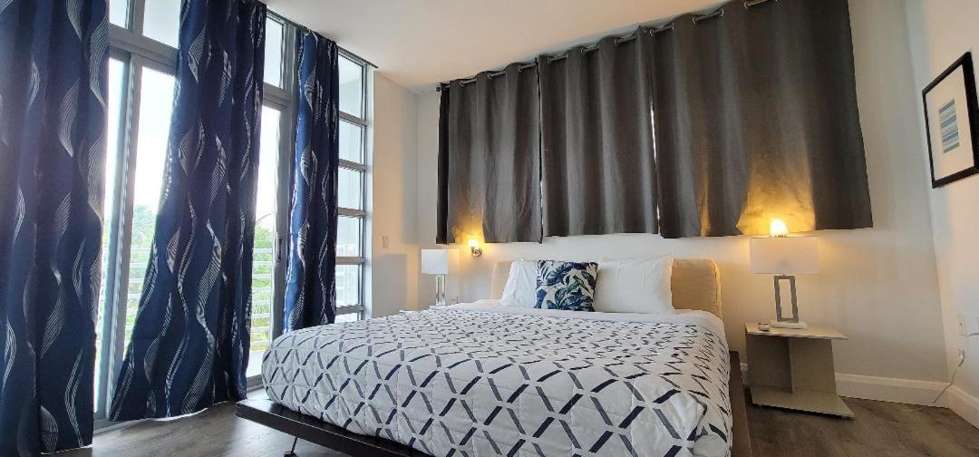 Strand Ocean Drive Suites Μαϊάμι Μπιτς Δωμάτιο φωτογραφία